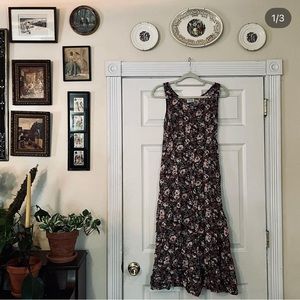 Sleeveless lace up floral 90’s dress